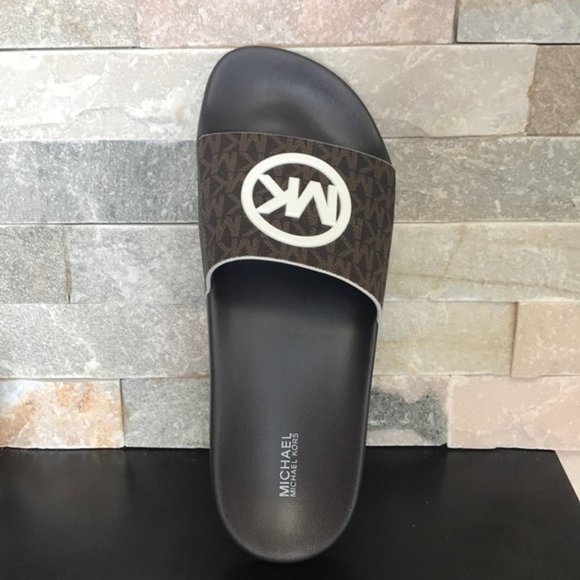 MICHAEL Michael Kors Gilmore Slides - Picture 7 of 7